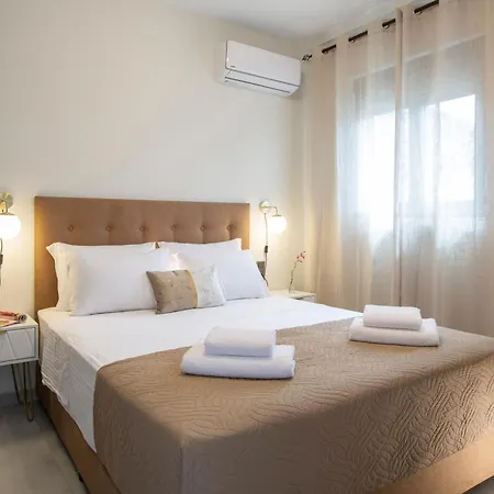 Staianna - Stylish Myrtia * Marandokhórion