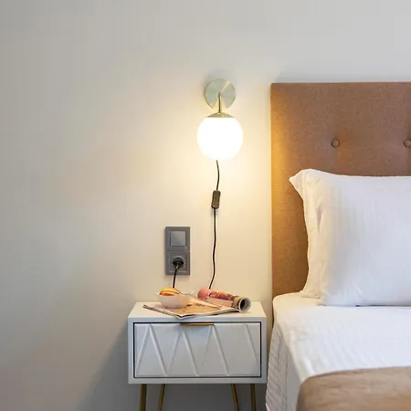 Staianna - Stylish Myrtia Appartement